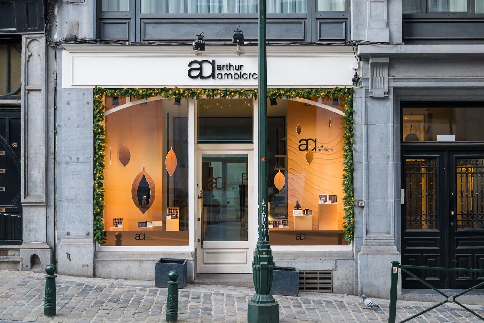 Façade professionnelle illuminée pour Noël